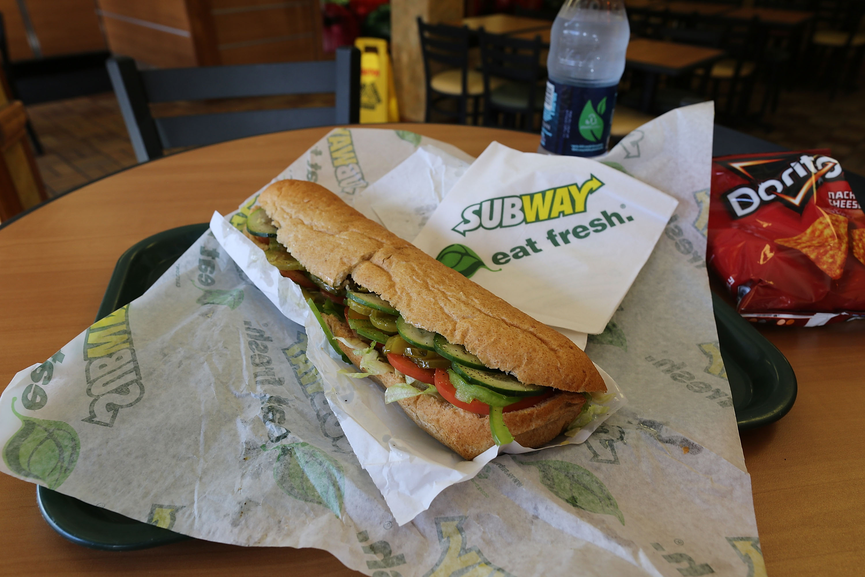 Subway - Veggie on Wheat, No Cheese, Lite Mayo