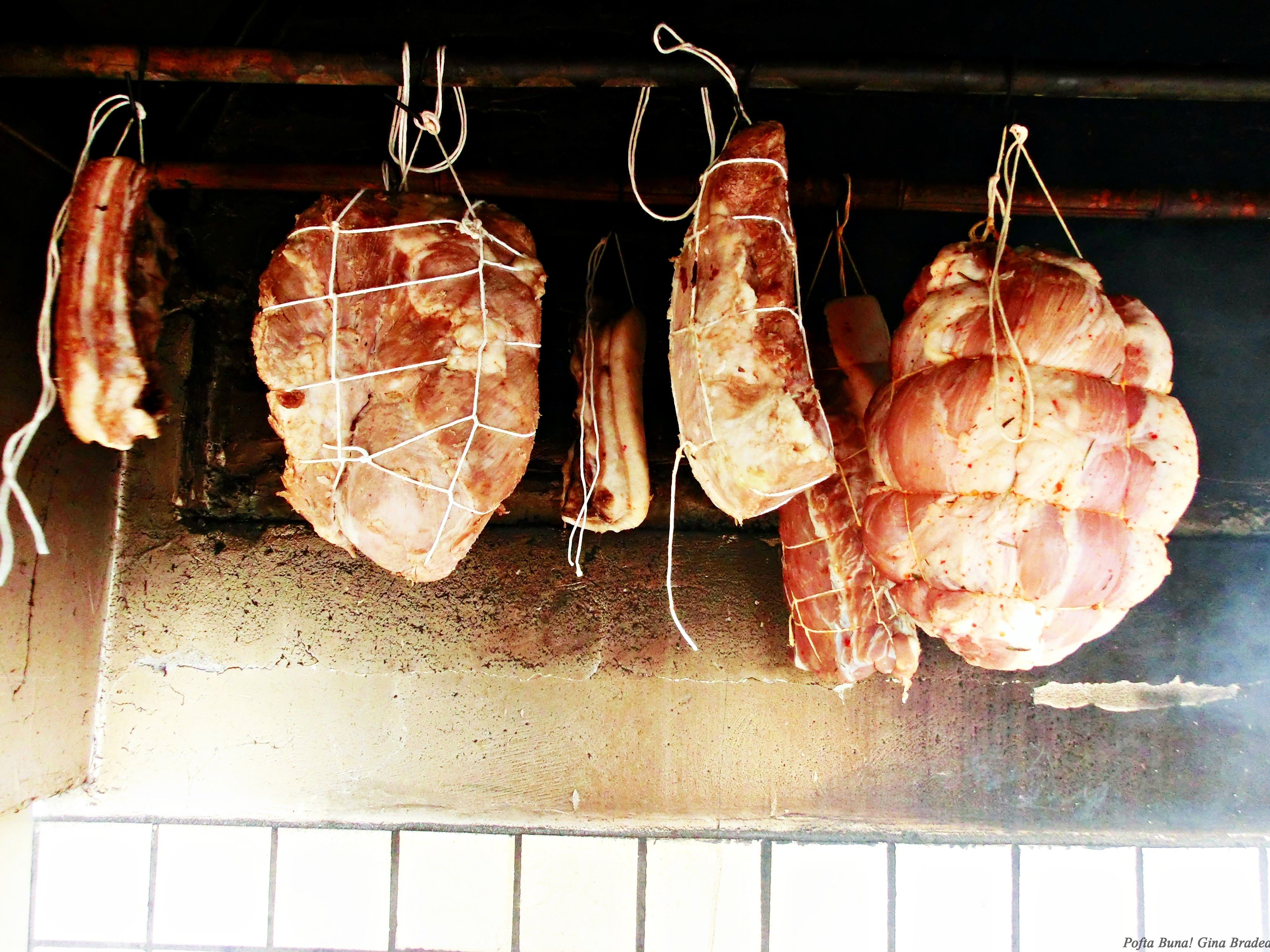 Carne de porc, proaspata, cozonac de jambon, fara os, carne si grasime, gatit, copt
