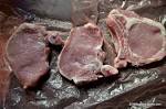 Carne de porc, proaspata, spata, cotlet (feliat), fara os, preparat (condimentat), carne degresata, gatit, la cuptor