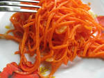 Salata de morcov răzuit, potrivit picant, Gutarom